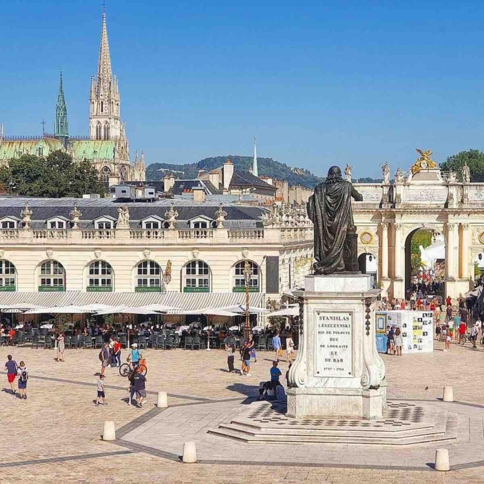 נאנסי Le Dominicains Appartement Au Calme Aux Portes De La Place Stanislas מראה חיצוני תמונה